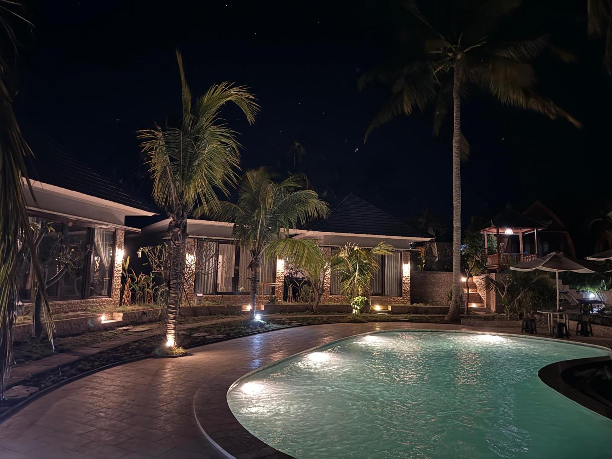 Kelingking Mesari Villa And Spa Batumadeg Екстериор снимка